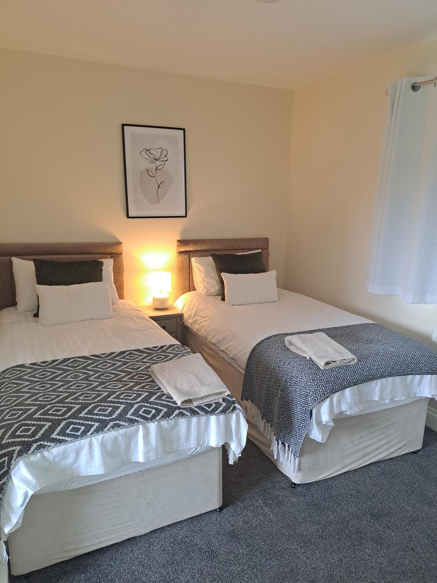 Celtic Minor Stables Hotel Swansea Eksteriør billede